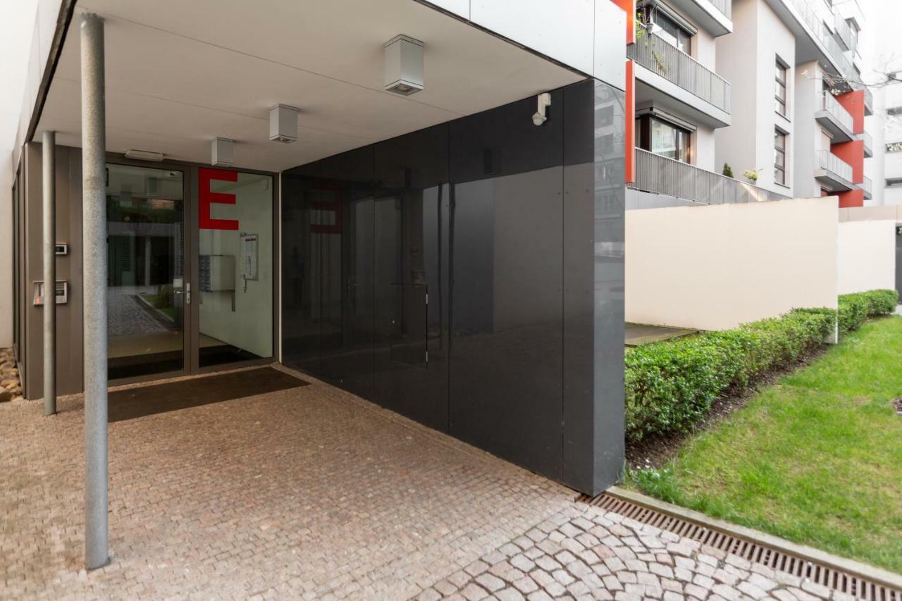 Prague Days - Family 2Bdr Apt - Garage Parking - Balcony Екстериор снимка